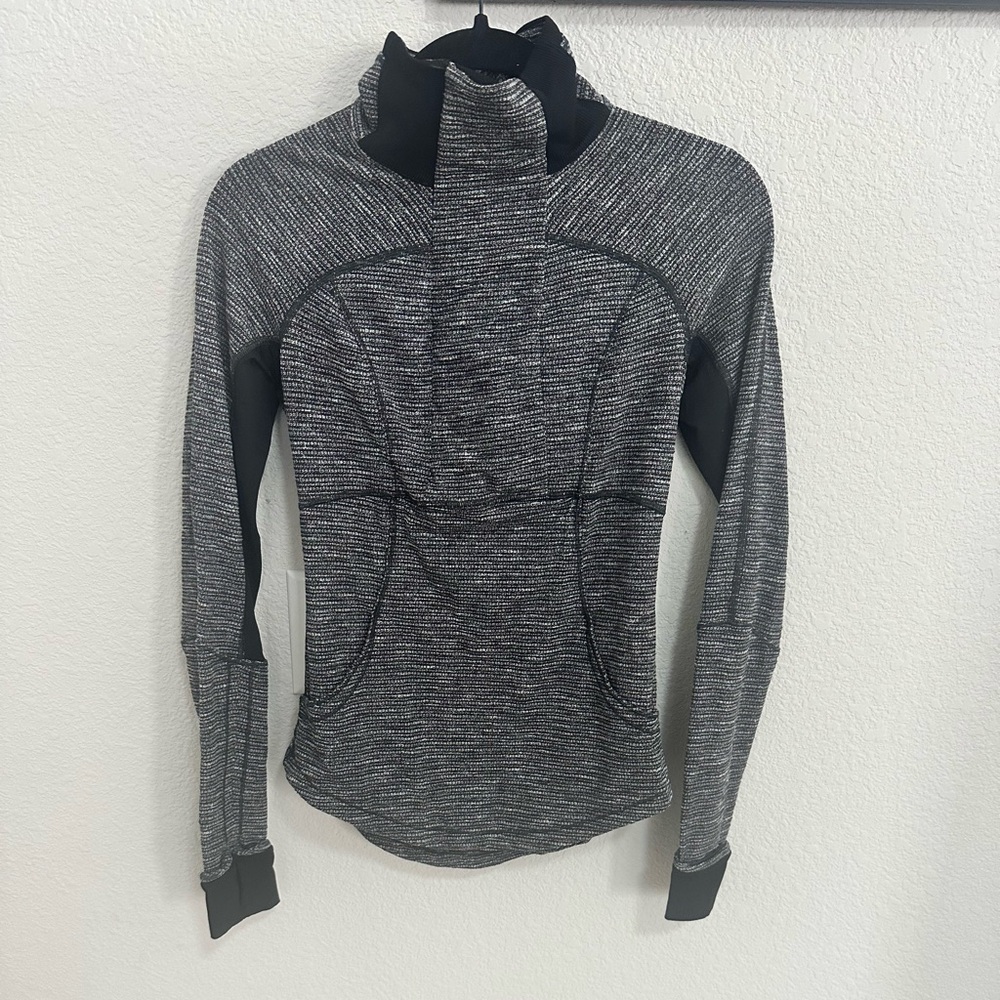 Lululemon Base Runner Half Zip Pullover Jacket Coco Pique Black White Size 4 - Picture 3 of 13